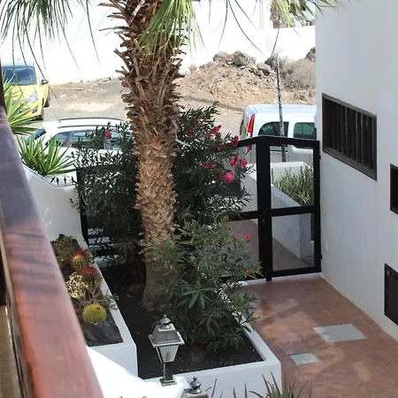Apartmán Apto Amplio Con Vistas Al Mar Y Piscina, Aa *